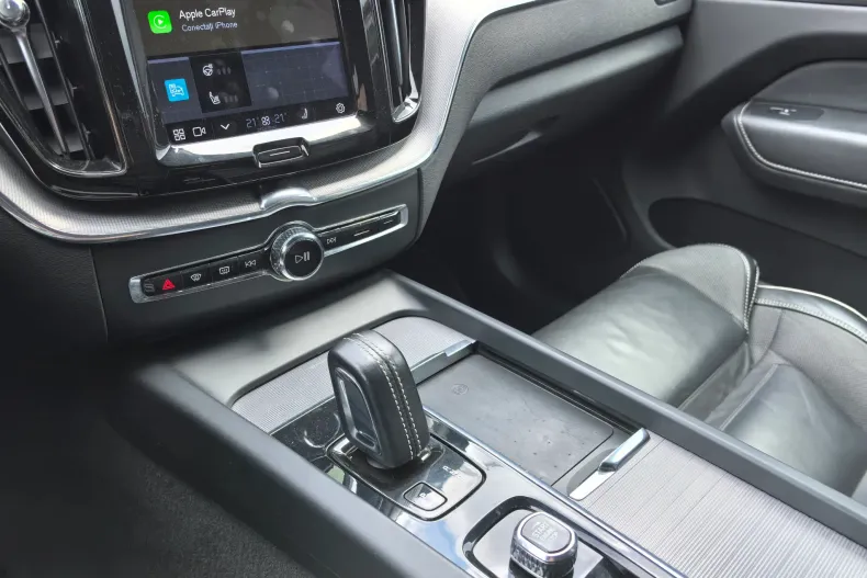 Volvo XC60 din 2021 cu 132.000 km - oferta VOL206410 - foto 16