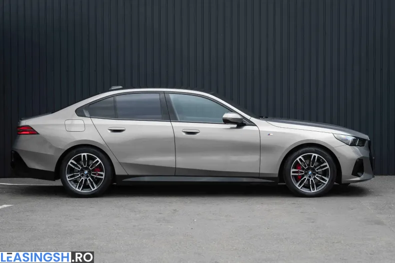 BMW 520d (Seria 5) din 2024 cu 20.799 km - oferta BMW206415 - foto 4
