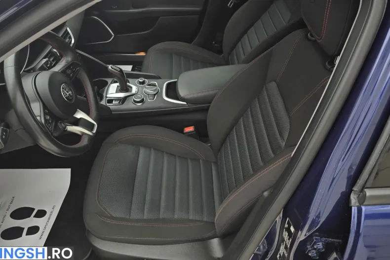 Alfa Romeo Giulia din 2021 cu 82.919 km - oferta ALF206421 - foto 12