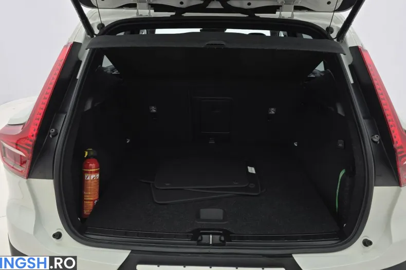 Volvo XC40 din 2021 cu 123.502 km - oferta VOL206422 - foto 24