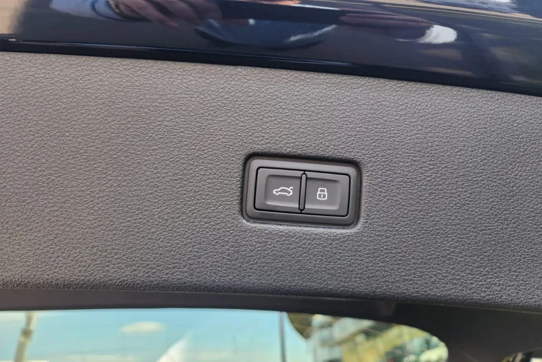 Audi Q8 din 2026 cu 1 km - oferta AUD206423 - foto 10