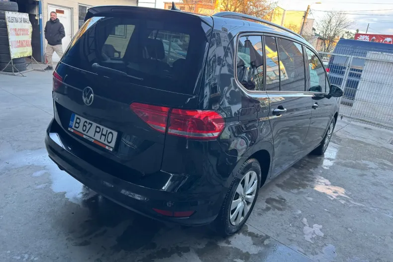 Volkswagen Touran din 2022 cu 51.000 km - oferta VOL206425 - foto 4