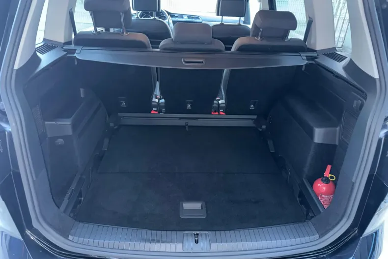 Volkswagen Touran din 2022 cu 51.000 km - oferta VOL206425 - foto 8