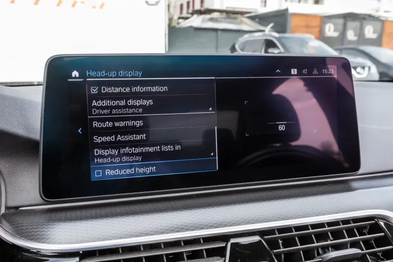 BMW 545e (Seria 5) din 2022 cu 162.000 km - oferta BMW206427 - foto 36