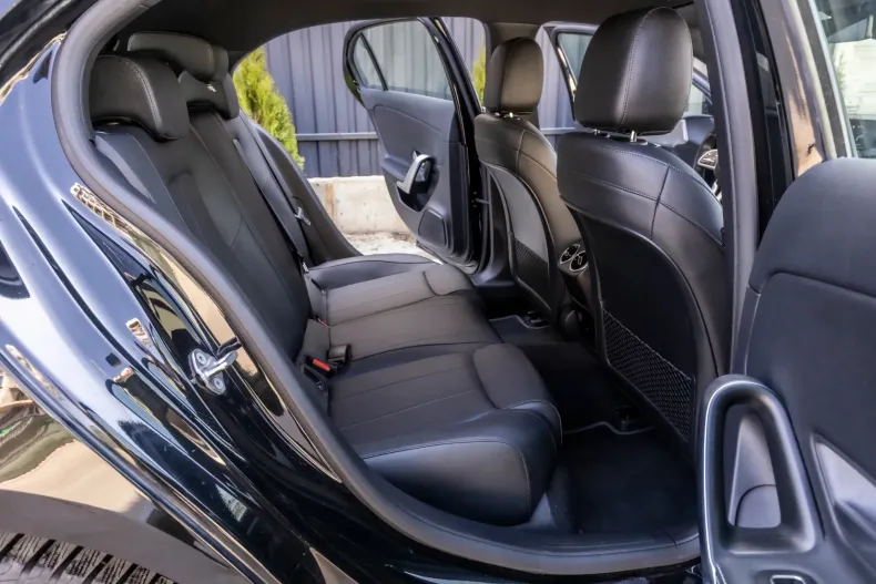 Mercedes-Benz A 250 (Clasa A) din 2021 cu 110.500 km - oferta MER206428 - foto 6