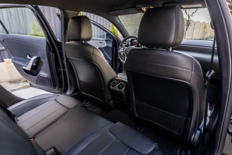 Mercedes-Benz A 250 (Clasa A) din 2021 cu 110.500 km - oferta MER206428 - foto 14