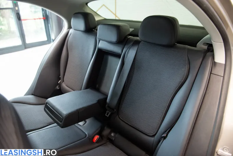 Mercedes-Benz C din 2022 cu 83.407 km - oferta MER206432 - foto 8