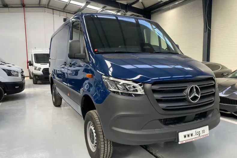 Mercedes-Benz Sprinter din 2025 cu 17 km - oferta MER206437 - foto 1