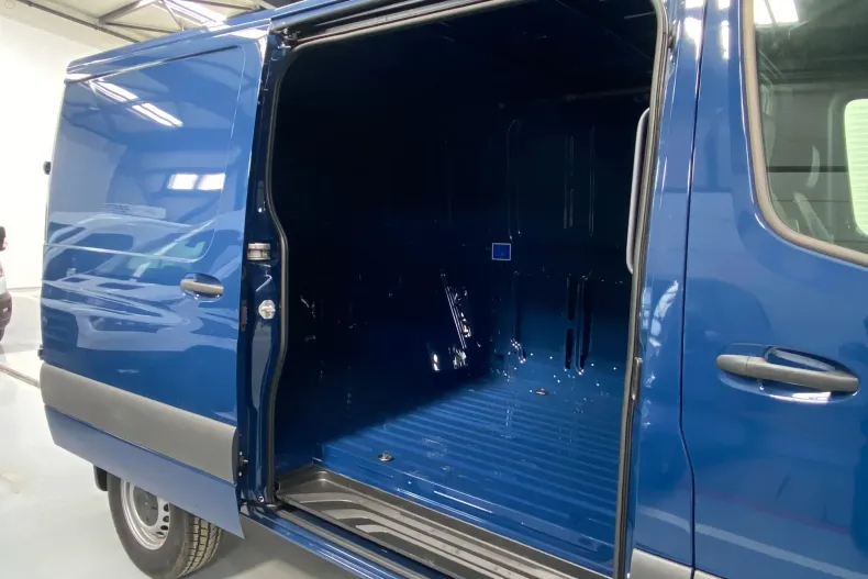 Mercedes-Benz Sprinter din 2025 cu 17 km - oferta MER206437 - foto 2