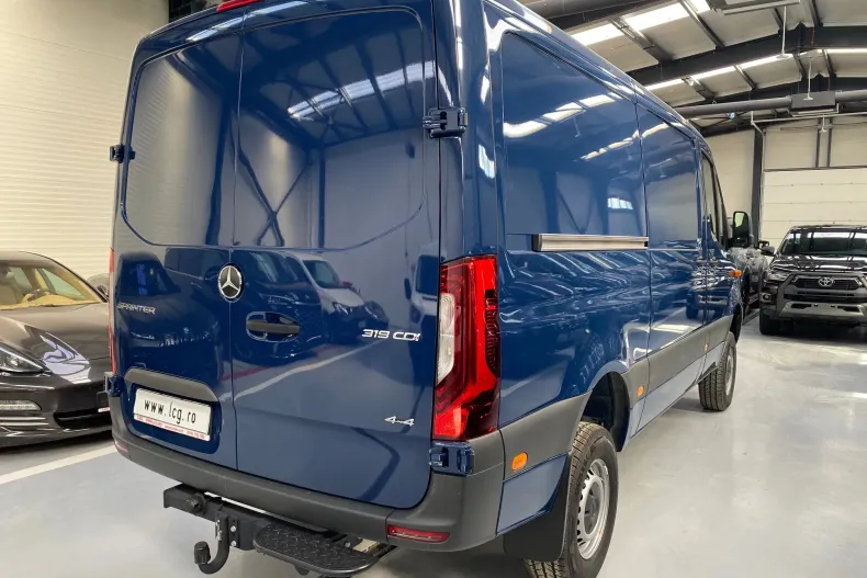 Mercedes-Benz Sprinter din 2025 cu 17 km - oferta MER206437 - foto 3