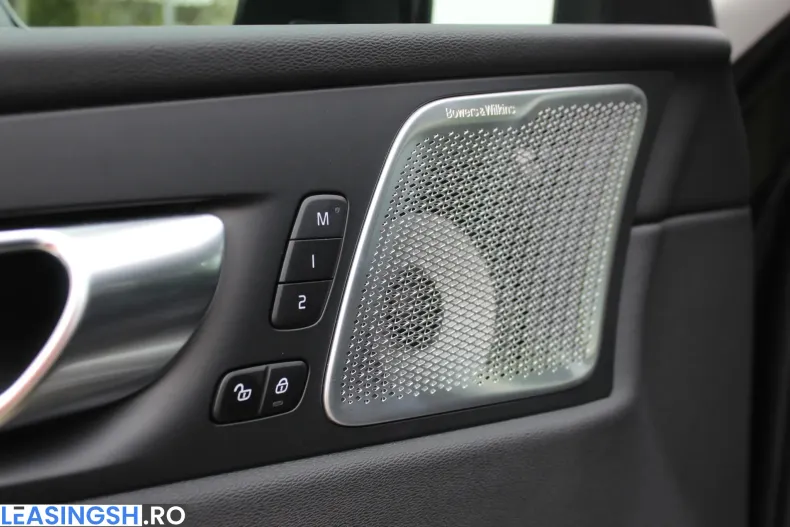 Volvo XC60 din 2026 cu 1.000 km - oferta VOL206442 - foto 10