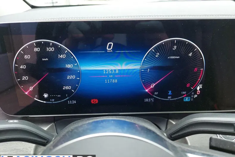 Mercedes-Benz V din 2025 cu 11.788 km - oferta MER206454 - foto 10