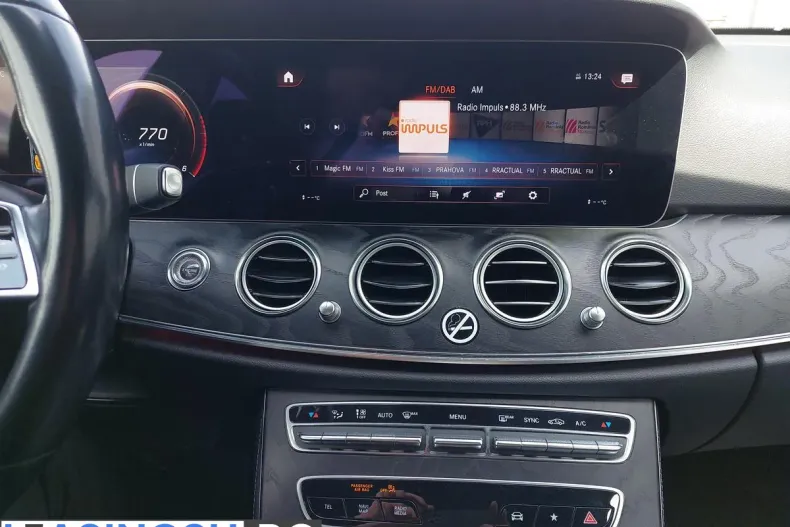 Mercedes-Benz E din 2020 cu 154.043 km - oferta MER206456 - foto 16