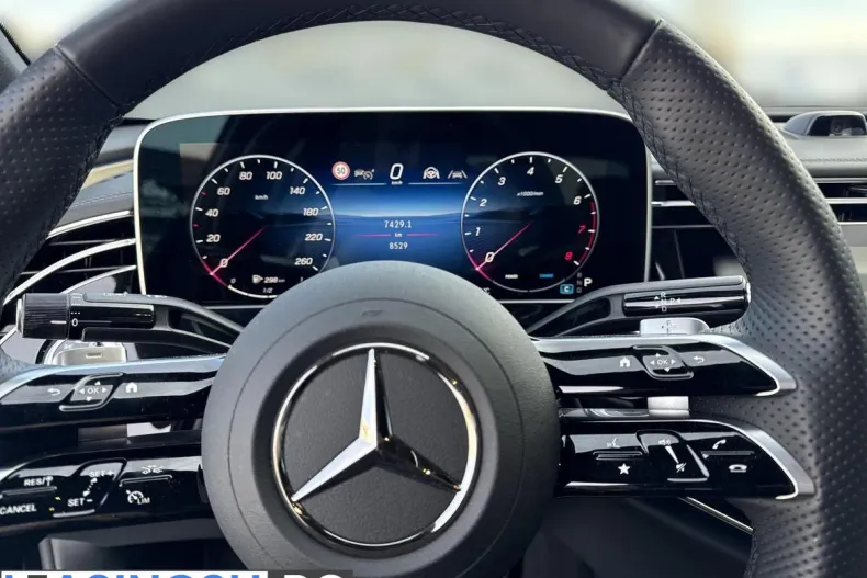 Mercedes-Benz E din 2025 cu 8.527 km - oferta MER206460 - foto 11