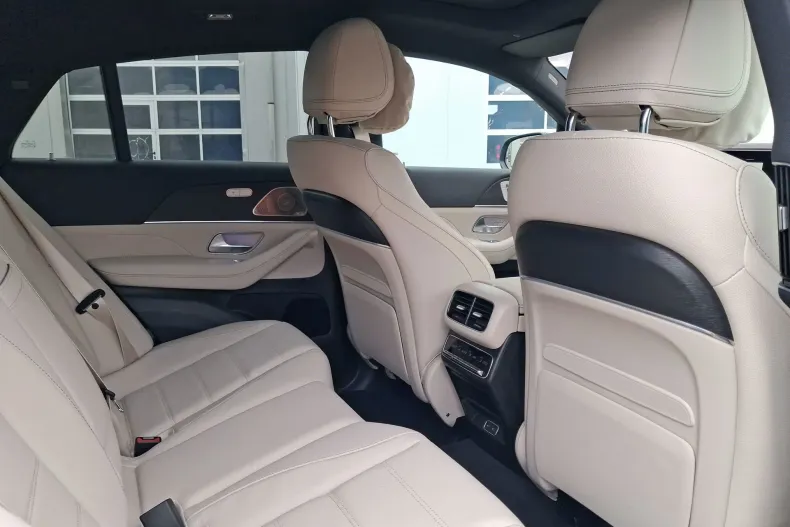 Mercedes-Benz GLE din 2025 cu 6.000 km - oferta MER206462 - foto 14