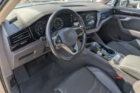 Volkswagen Touareg din 2021 cu 146.855 km - oferta VOL206463 - foto 13
