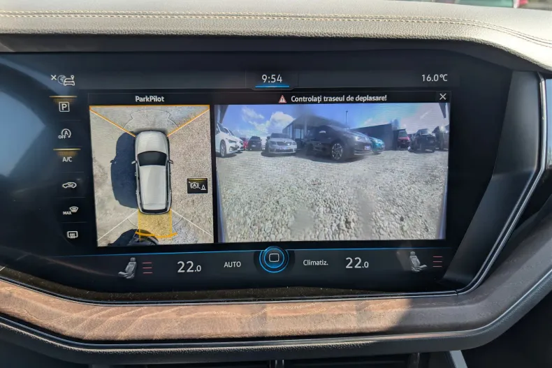 Volkswagen Touareg din 2021 cu 146.855 km - oferta VOL206463 - foto 35