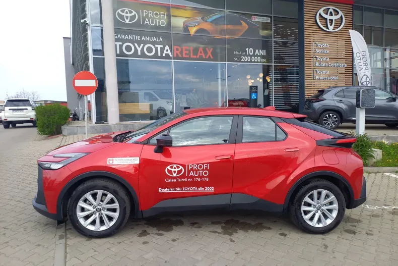 Toyota C-HR din 2025 cu 8.250 km - oferta TOY206466 - foto 4