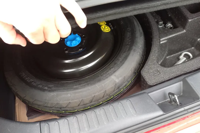 Toyota C-HR din 2025 cu 8.250 km - oferta TOY206466 - foto 12