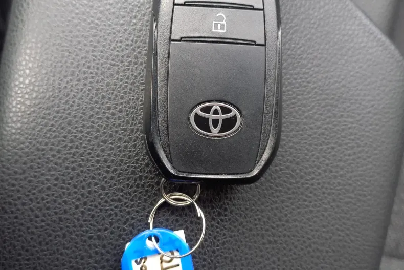 Toyota C-HR din 2025 cu 8.250 km - oferta TOY206466 - foto 29