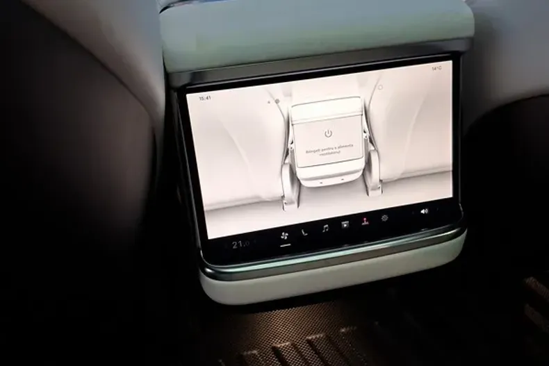 Tesla Model S din 2023 cu 82.185 km - oferta TES206469 - foto 14