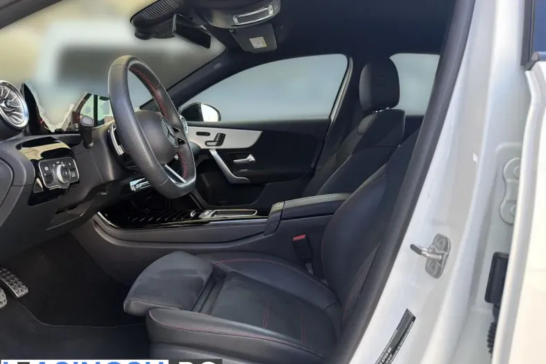 Mercedes-Benz A 200 (Clasa A) din 2023 cu 6.300 km - oferta MER206470 - foto 15