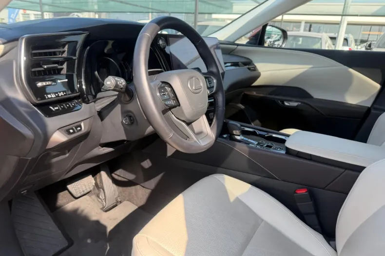 Lexus Seria RX din 2022 cu 52.103 km - oferta LEX206479 - foto 13