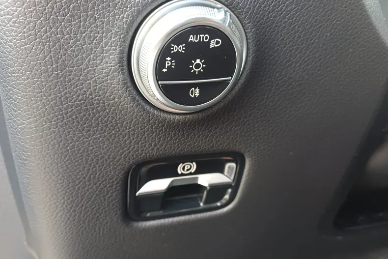 Mercedes-Benz GLC din 2023 cu 56.566 km - oferta MER206486 - foto 14