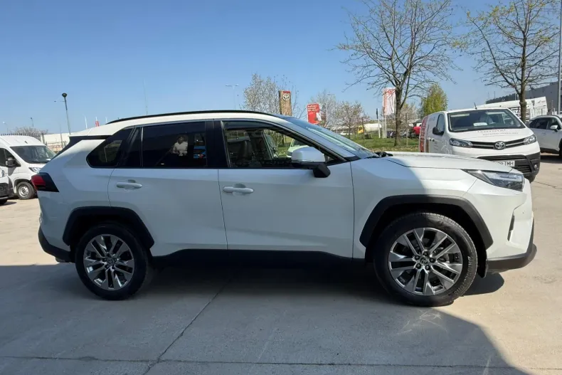 Toyota RAV4 din 2023 cu 62.732 km - oferta TOY206487 - foto 6