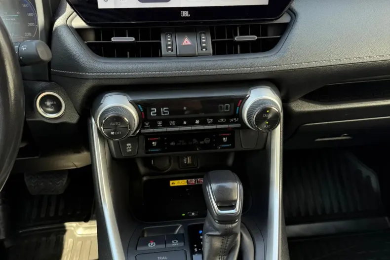 Toyota RAV4 din 2023 cu 62.732 km - oferta TOY206487 - foto 20