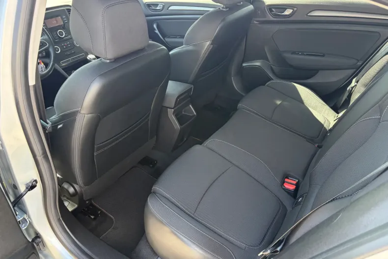 Renault Megane din 2021 cu 86.397 km - oferta REN206489 - foto 9