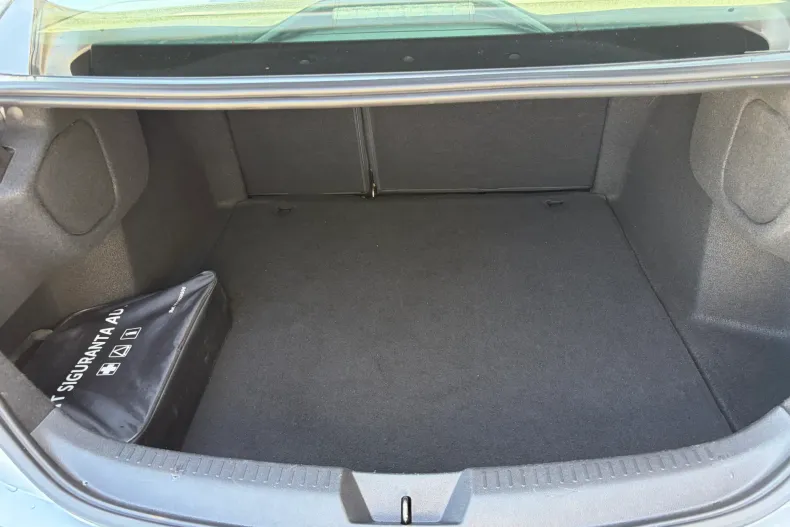 Renault Megane din 2021 cu 86.397 km - oferta REN206489 - foto 25