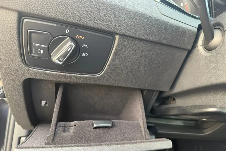 Volkswagen Passat din 2021 cu 56.639 km - oferta VOL206490 - foto 14