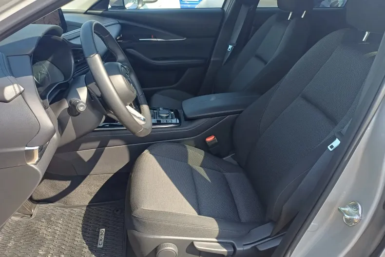 Mazda CX-30 din 2025 cu 5.385 km - oferta MAZ206491 - foto 9