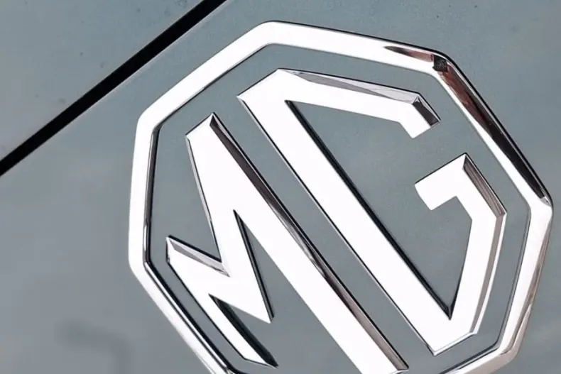 MG ZS HEV din 2025 cu 1 km - oferta MG0206495 - foto 10