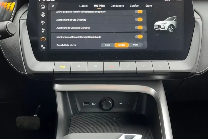 MG ZS HEV din 2025 cu 1 km - oferta MG0206495 - foto 21