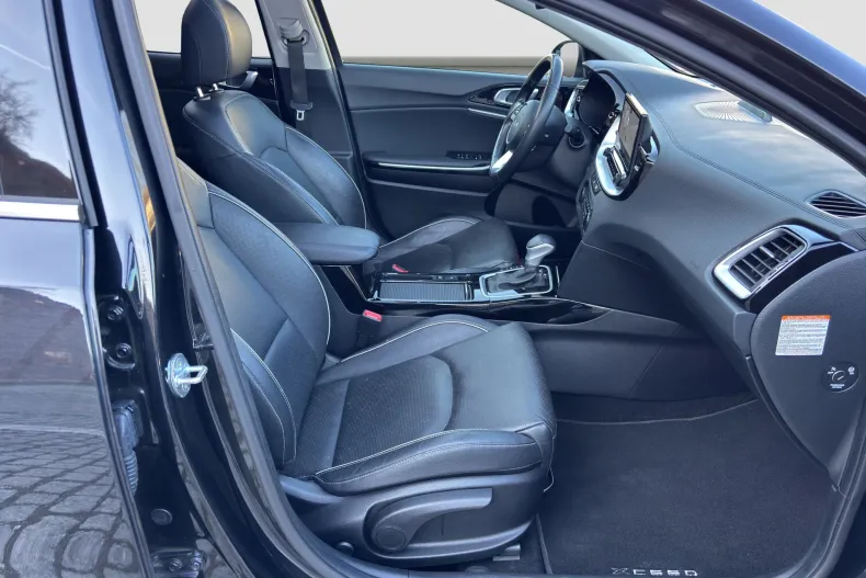 Kia XCeed din 2022 cu 60.600 km - oferta KIA206499 - foto 7