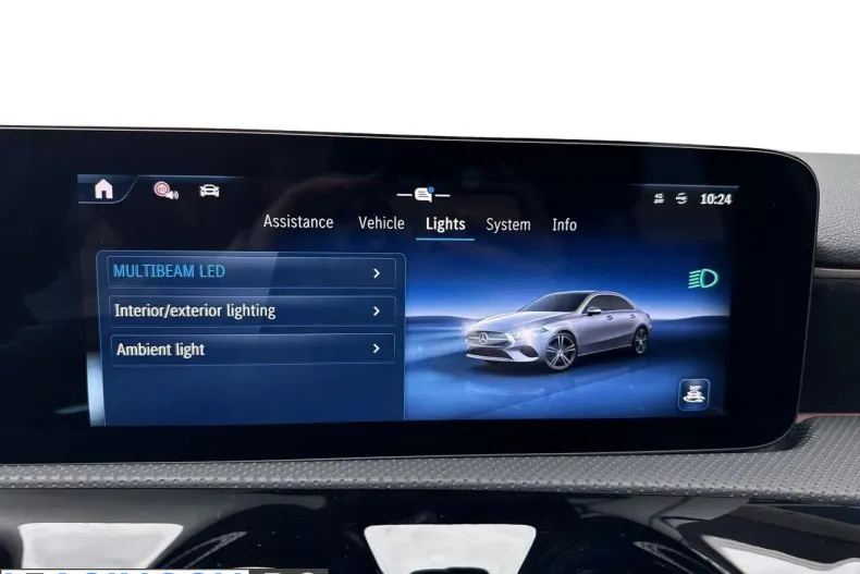 Mercedes-Benz A 220 (Clasa A) din 2024 cu 6.200 km - oferta MER206507 - foto 23