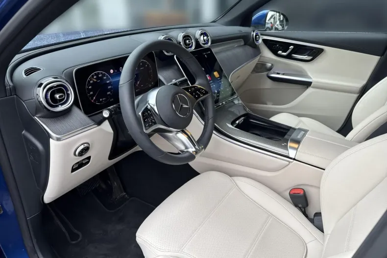 Mercedes-Benz GLC Coupe din 2025 cu 4.500 km - oferta MER206508 - foto 11