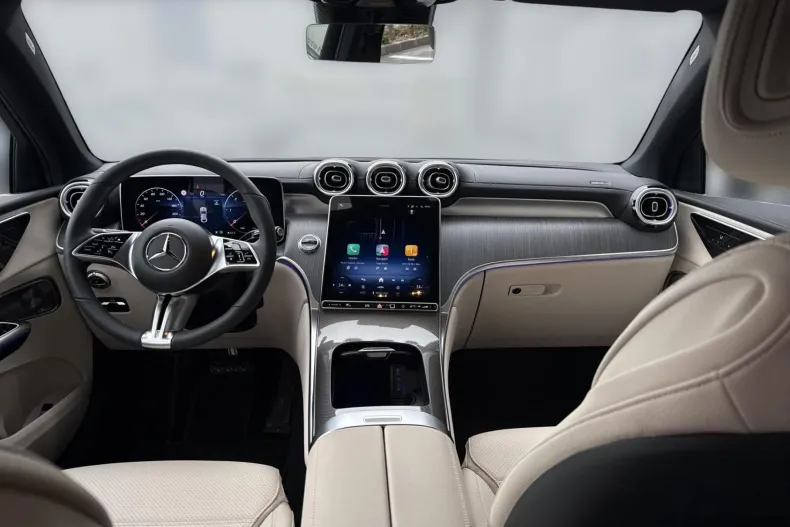 Mercedes-Benz GLC Coupe din 2025 cu 4.500 km - oferta MER206508 - foto 13