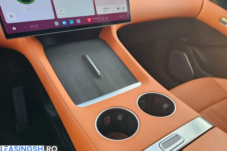 Xiaomi SU7 din 2025 cu 8.200 km - oferta XIA206512 - foto 12