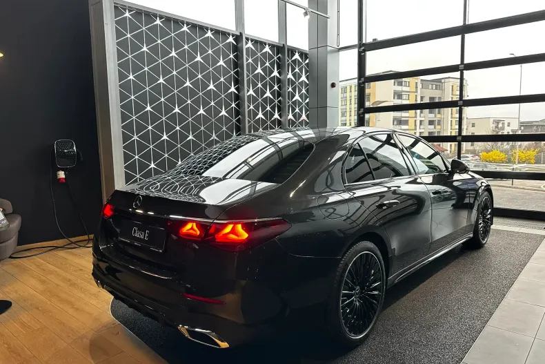 Mercedes-Benz E din 2026 cu 7 km - oferta MER206514 - foto 4