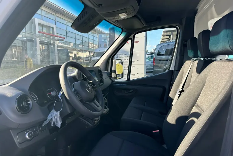 Mercedes-Benz Sprinter din 2025 cu 13 km - oferta MER206517 - foto 6