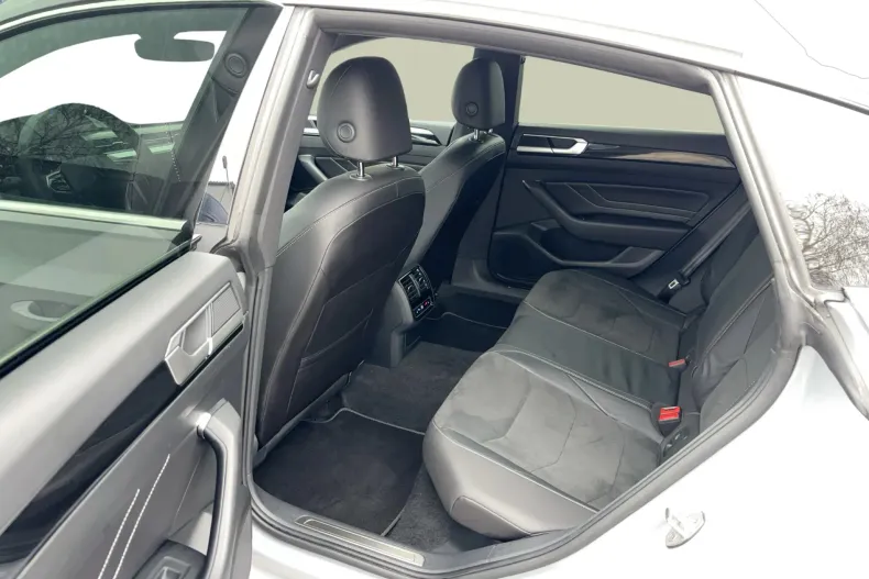 Volkswagen Arteon din 2023 cu 60.898 km - oferta VOL206520 - foto 23