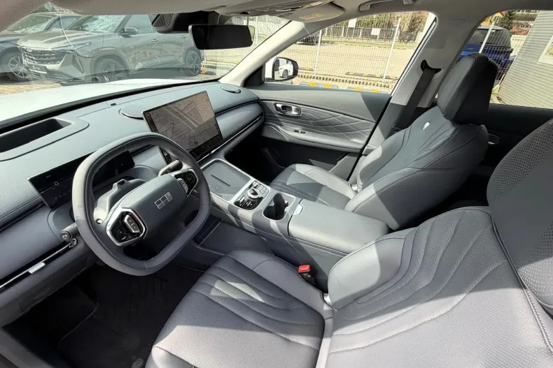 Geely Starray EM-i din 2025 cu 10 km - oferta GEE206521 - foto 6