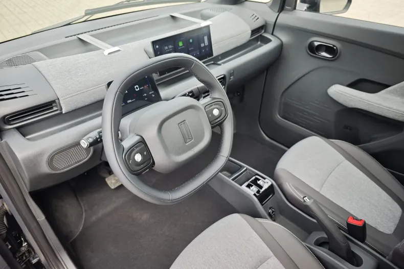 LINKTOUR Alumi Pro din 2025 cu 3 km - oferta LIN206532 - foto 14