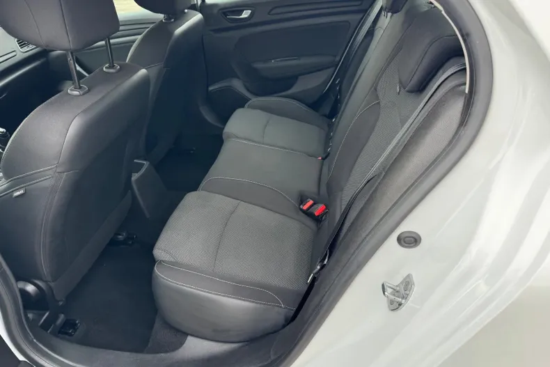 Renault Megane din 2021 cu 83.664 km - oferta REN206534 - foto 3