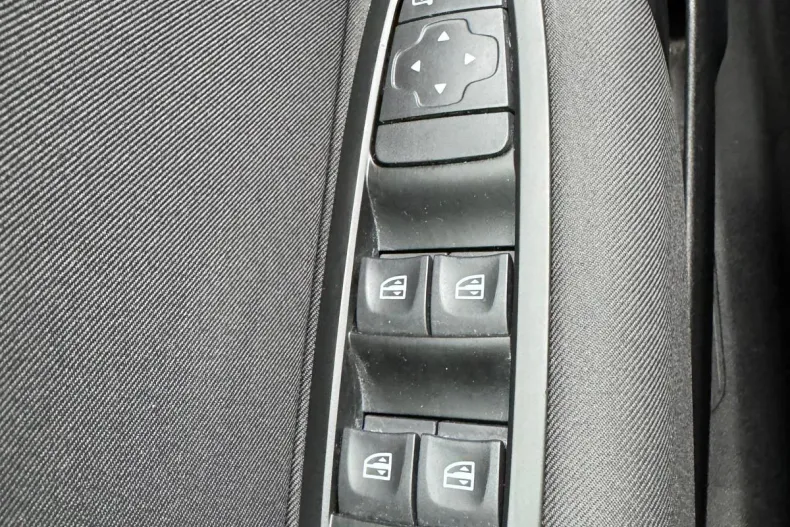 Renault Megane din 2021 cu 83.664 km - oferta REN206534 - foto 8