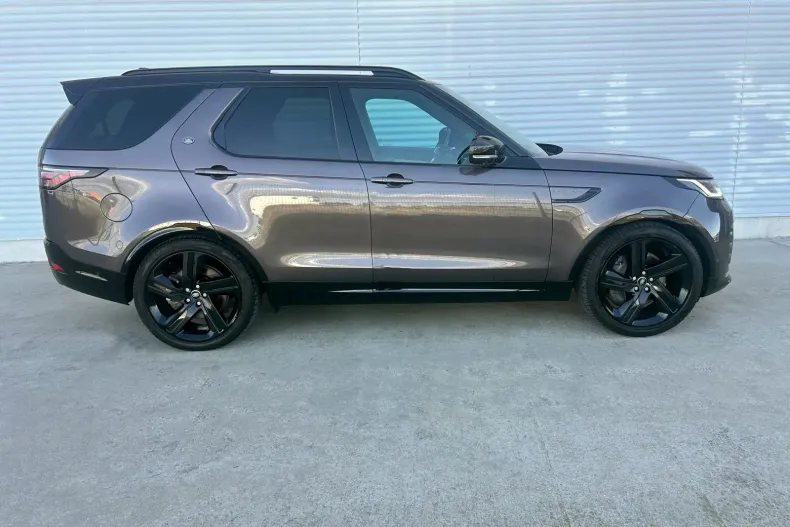 Land Rover Discovery din 2024 cu 71.679 km - oferta LAN206535 - foto 2