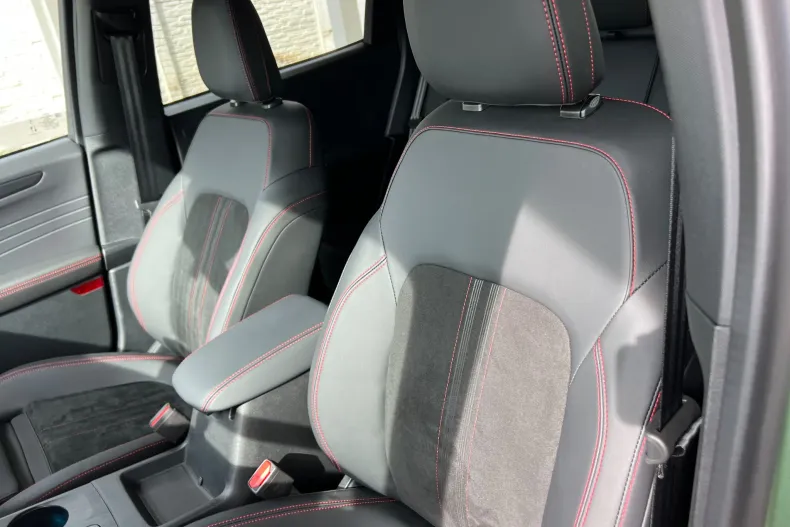 Ford Kuga din 2026 cu 4.000 km - oferta FOR206536 - foto 10